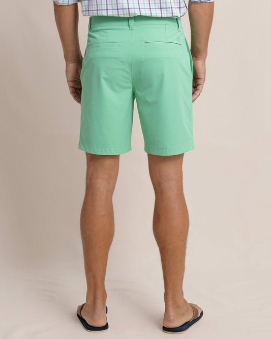 Southern Tide brrr°®-die 8 Inch Performance Golf Short - Green For Sale
