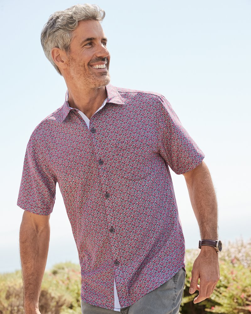 Tommy Bahama | Big & Tall Coconut Point Beachcomber Geo IslandZone® Camp Shirt / After Dark