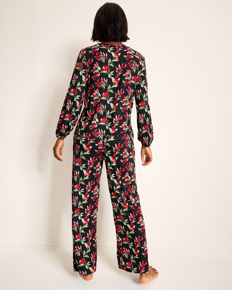 Tommy Bahama | Jersey Split-Neck Long Sleeve & Pants Pajama Set / Black Cherry