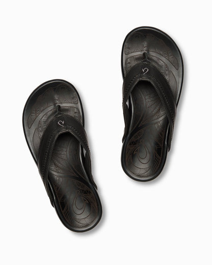 Tommy Bahama | OluKai® Hiapo Sandals / Lava Rock