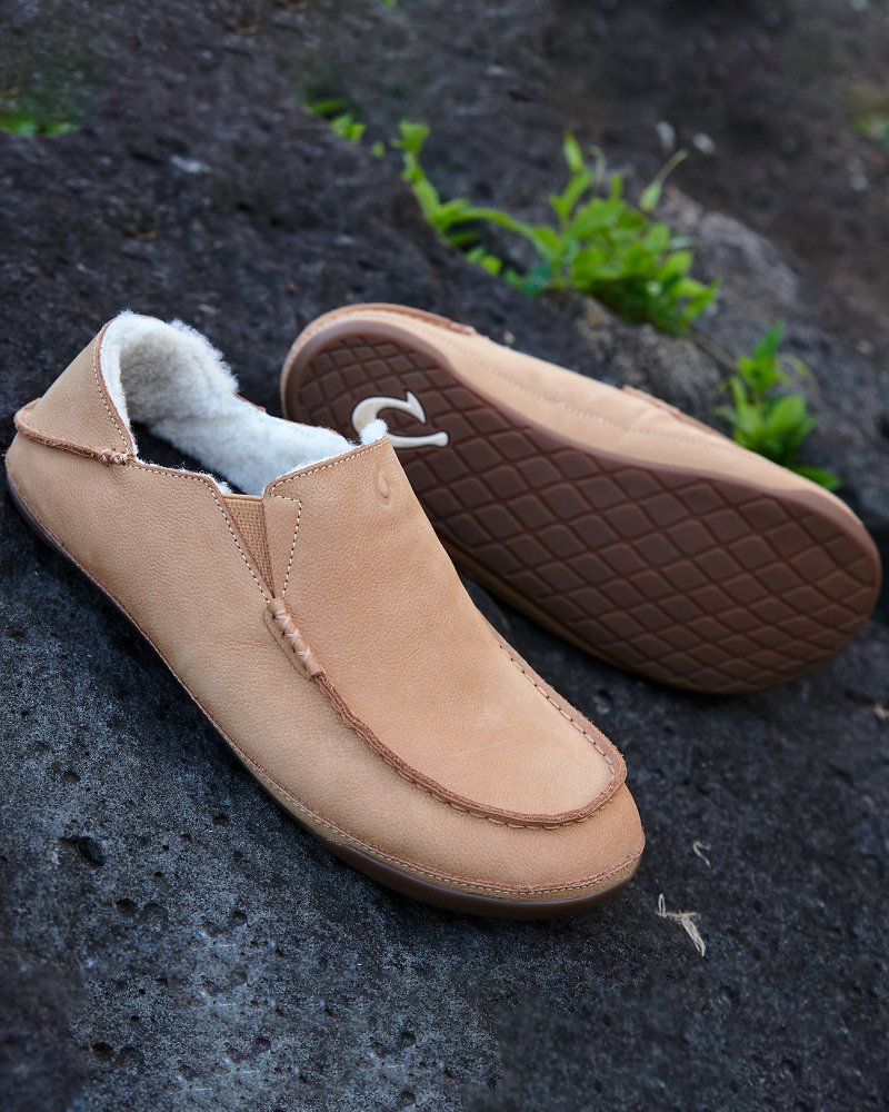 Tommy Bahama | OluKai® Kipuka Hulu Slippers / Natural