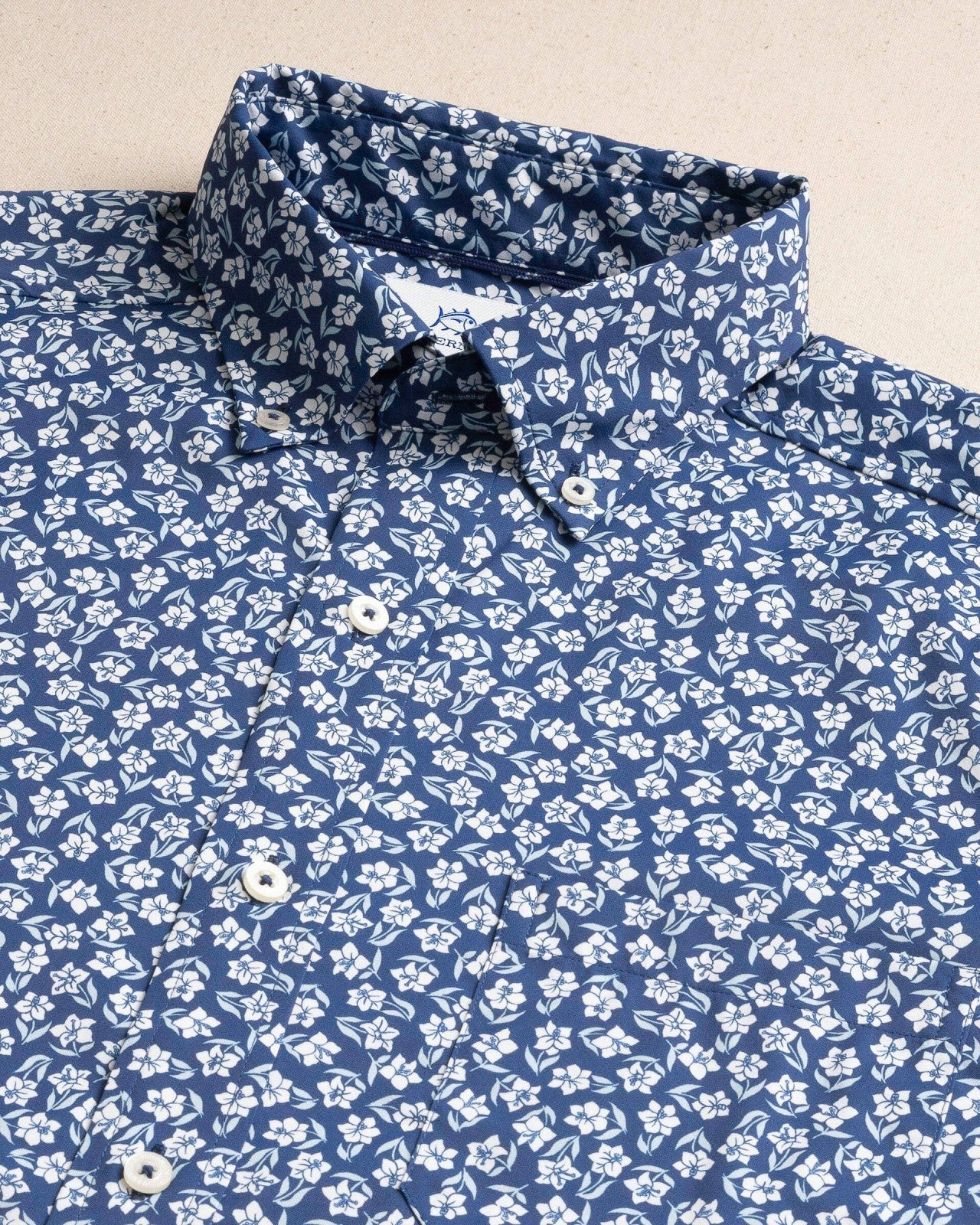 Southern Tide Island Infusion Short Sleeve Sport Shirt For Men