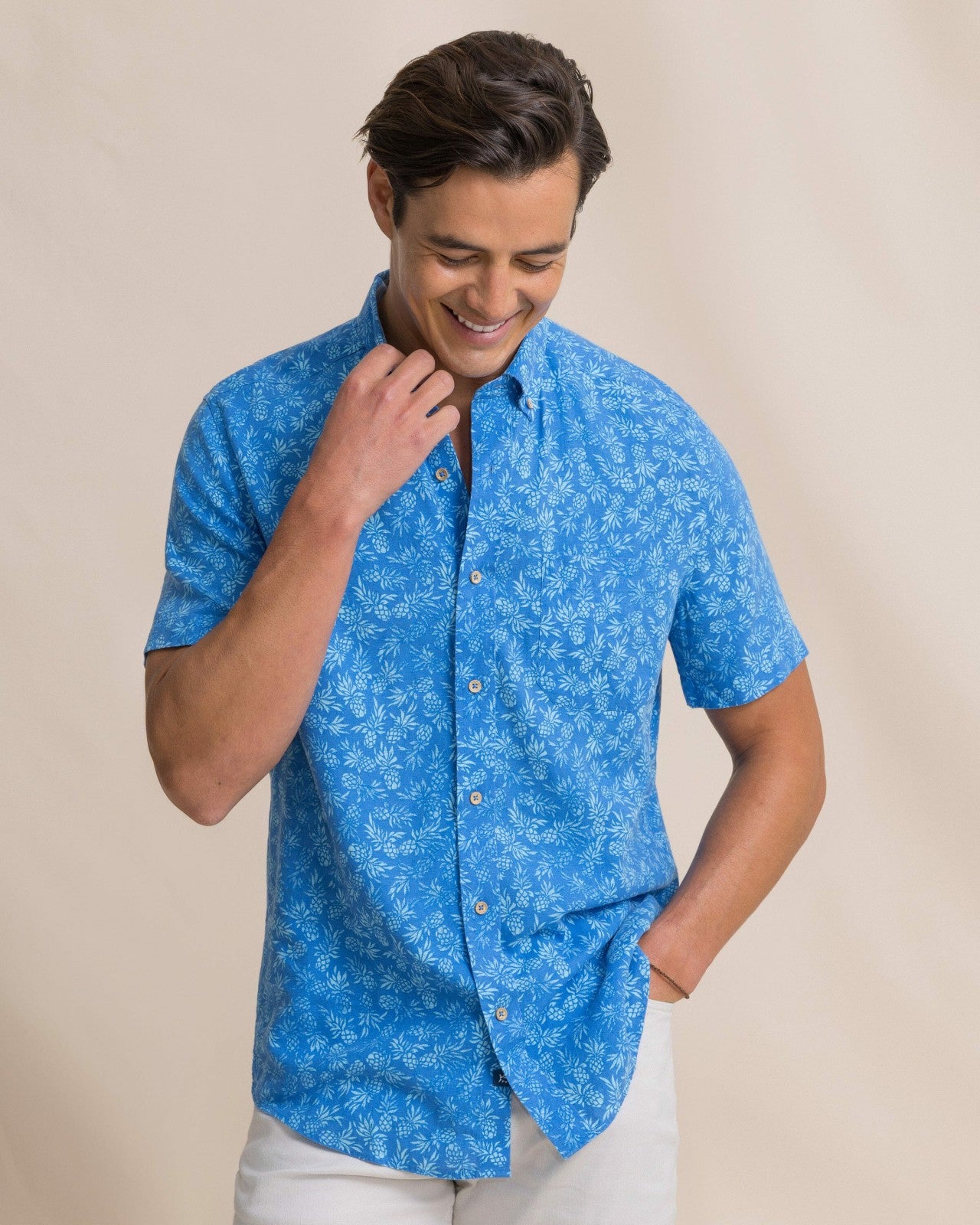 Southern Tide Pineapple Parade Short Sleeve Sport Shirt For Men|Sale