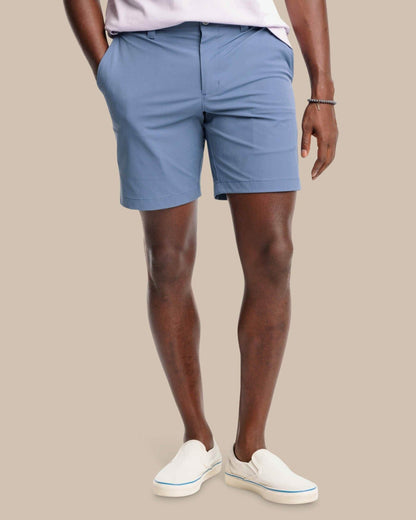 Southern Tide brrr°®-die 8 Inch Performance Golf Short - Dark Seas For Men