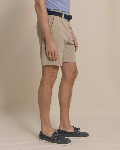 Southern Tide Birdie 8" Performance Short - Sandstone Khaki For Men