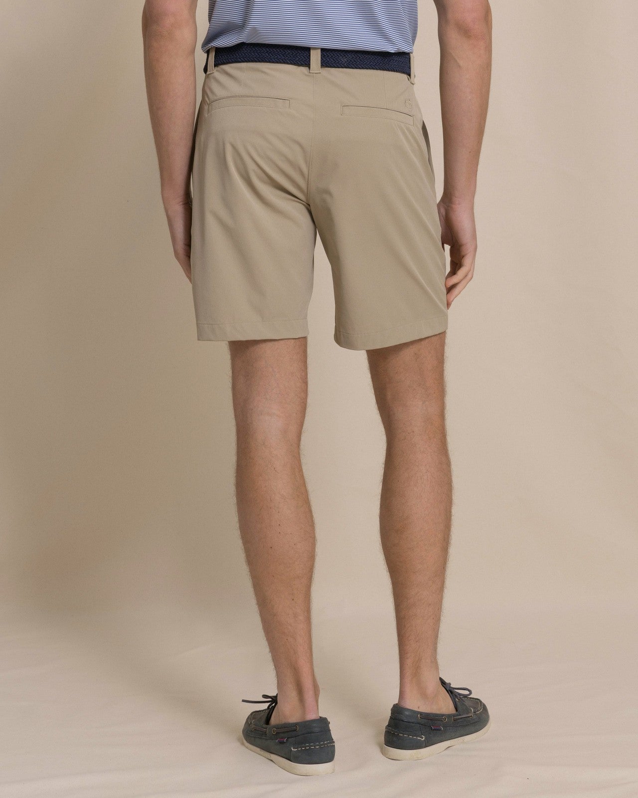 Southern Tide Birdie 8" Performance Short - Sandstone Khaki For Men