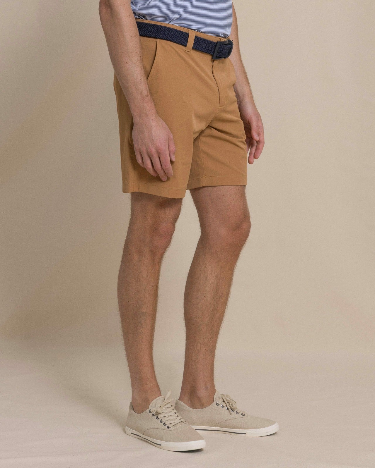 Southern Tide brrr°®-die 8" Performance Short - Hazelnut Khaki For Men