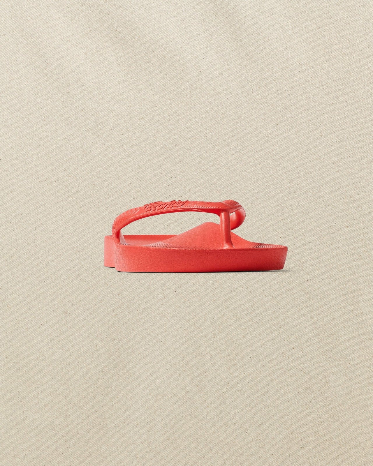 Southern Tide Archies Coral Arch Support Flip Flop For Men|Women|Home