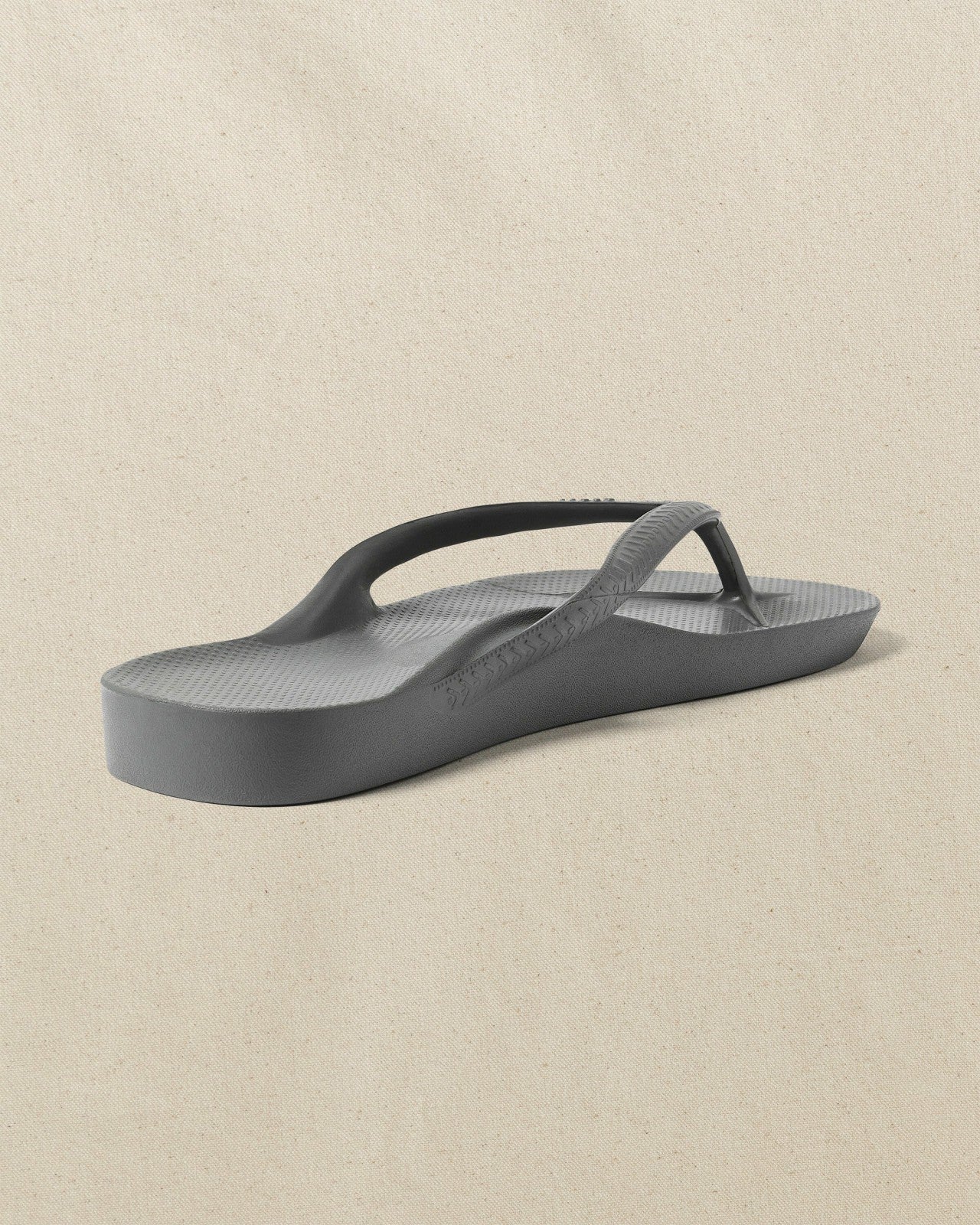 Southern Tide Archies Charcoal Arch Support Flip Flop For Men|Women|Home