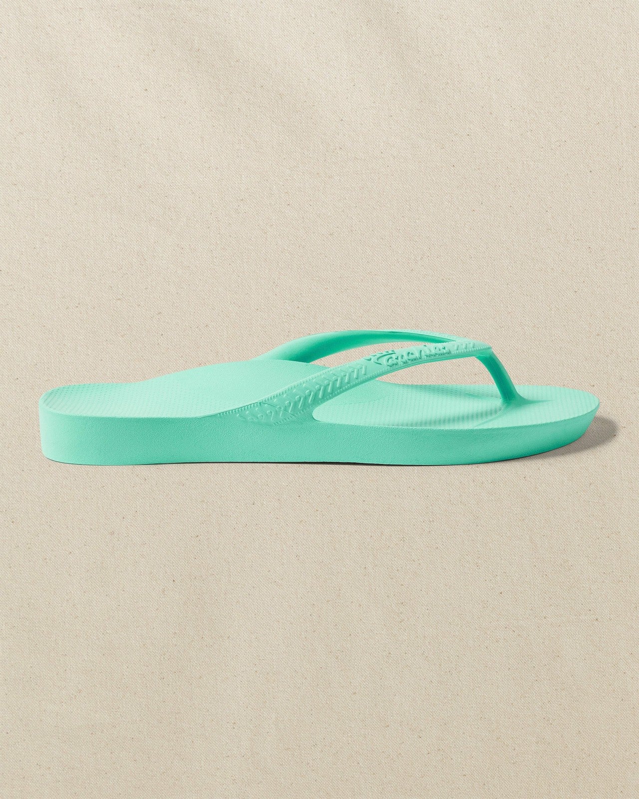 Southern Tide Archies Mint Arch Support Flip Flop For Men|Women|Home
