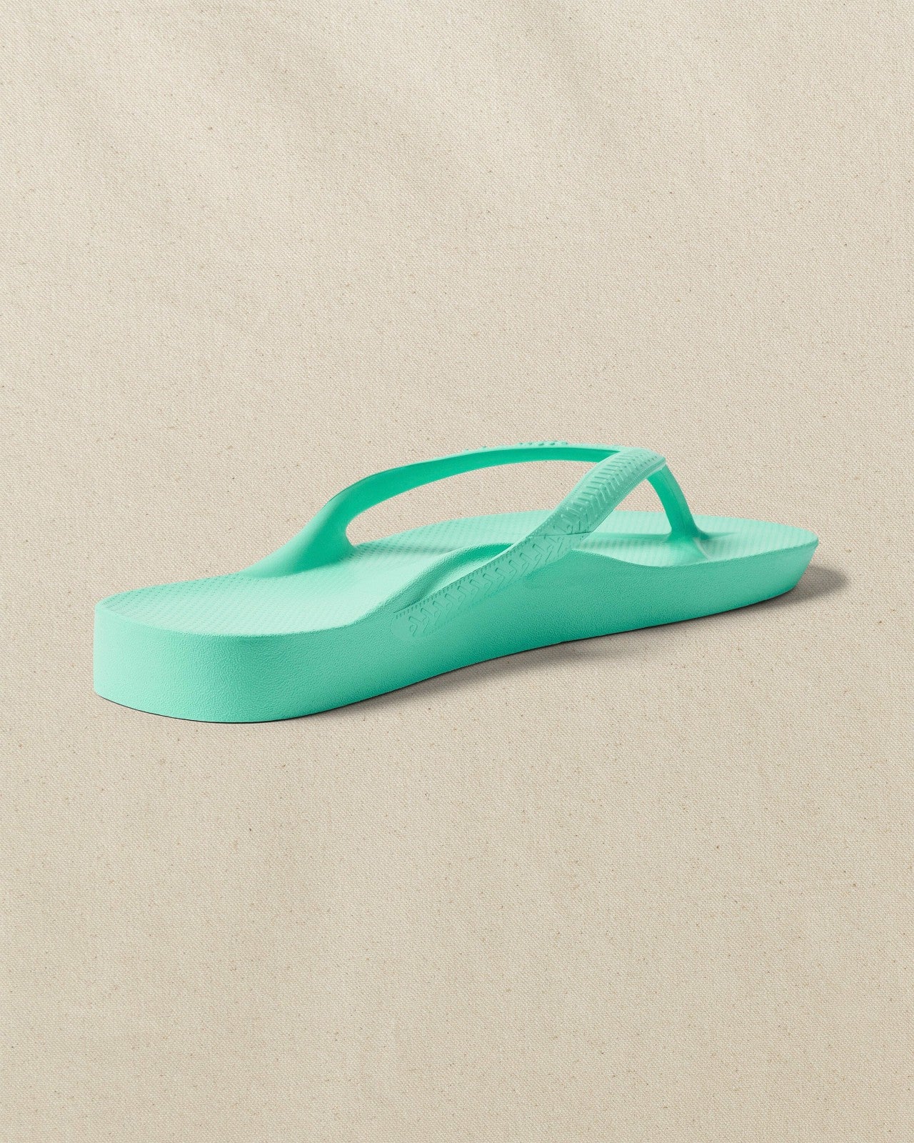 Southern Tide Archies Mint Arch Support Flip Flop For Men|Women|Home