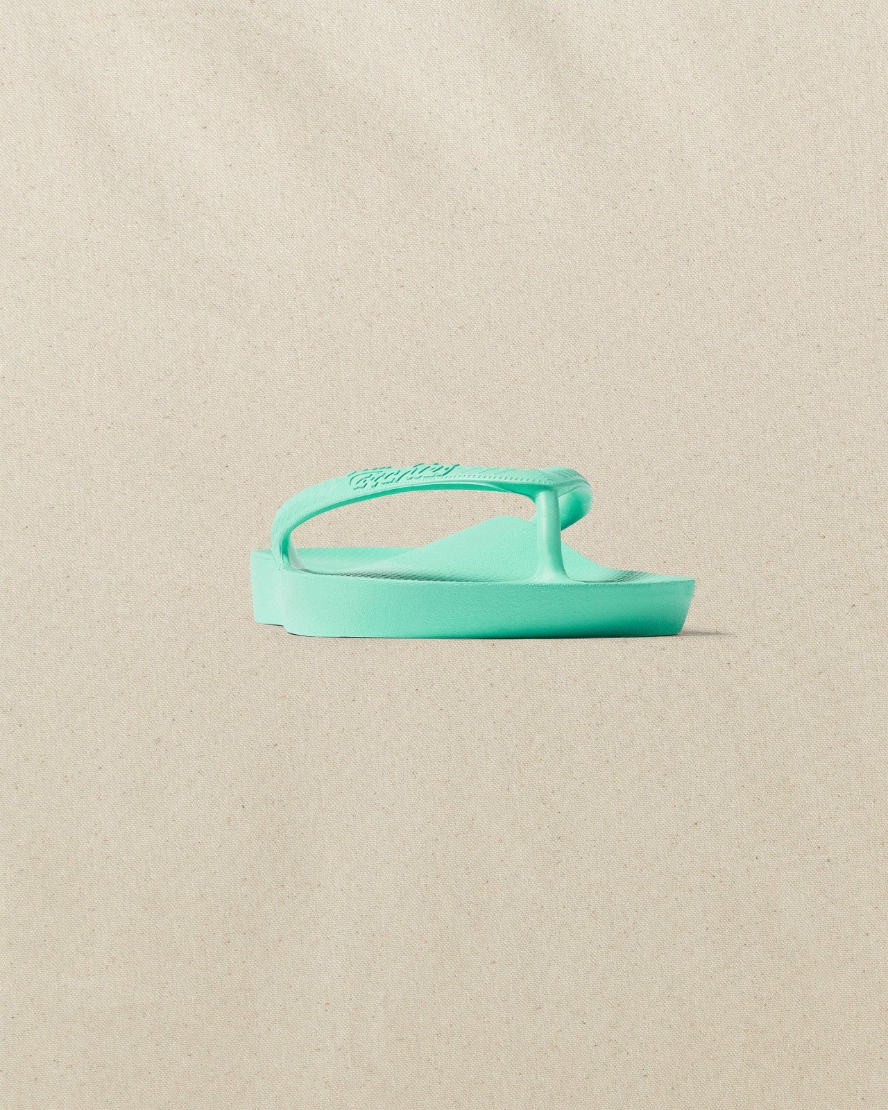 Southern Tide Archies Mint Arch Support Flip Flop For Men|Women|Home