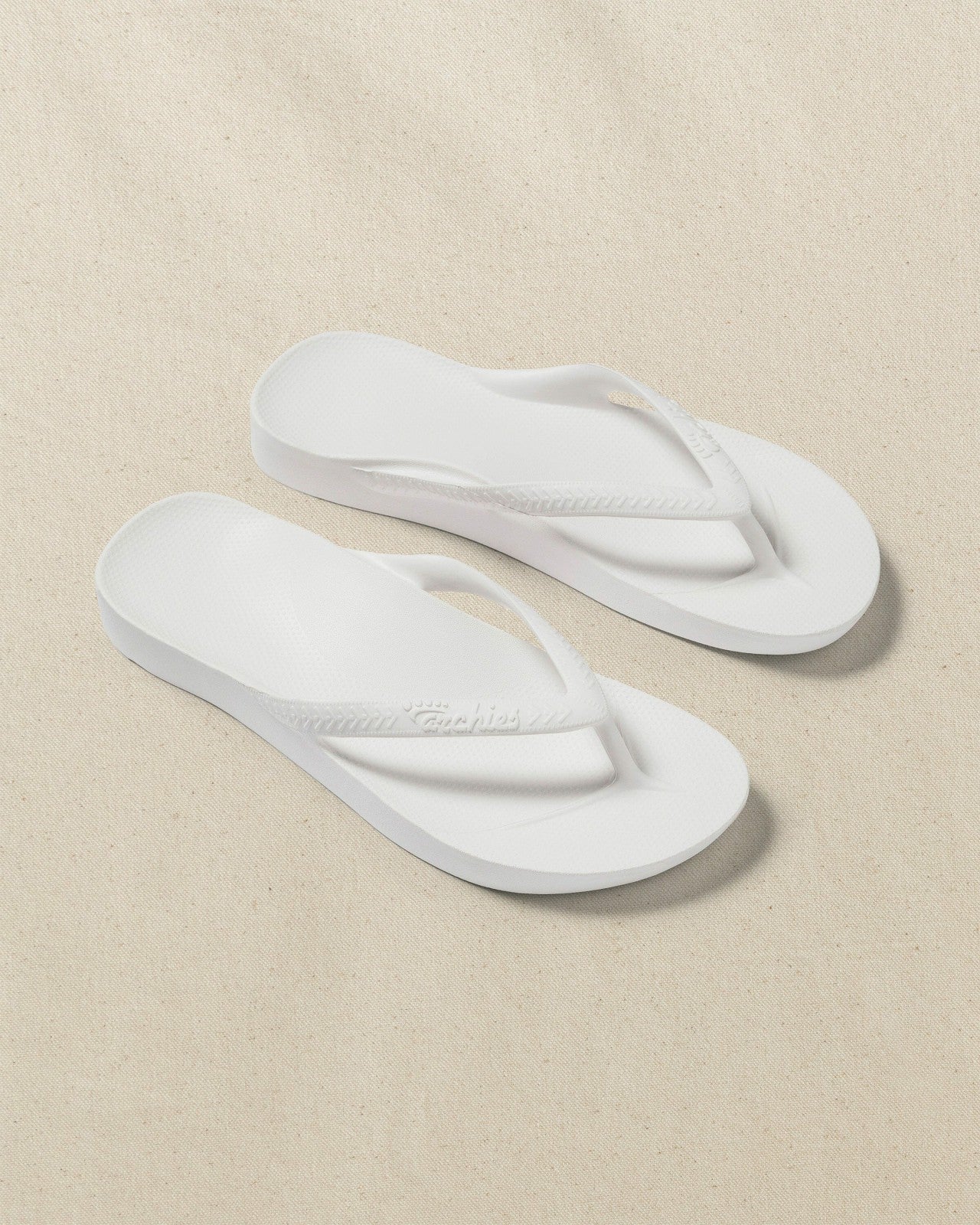Southern Tide Archies Classic White Arch Support Flip Flop For Men|Women|Home