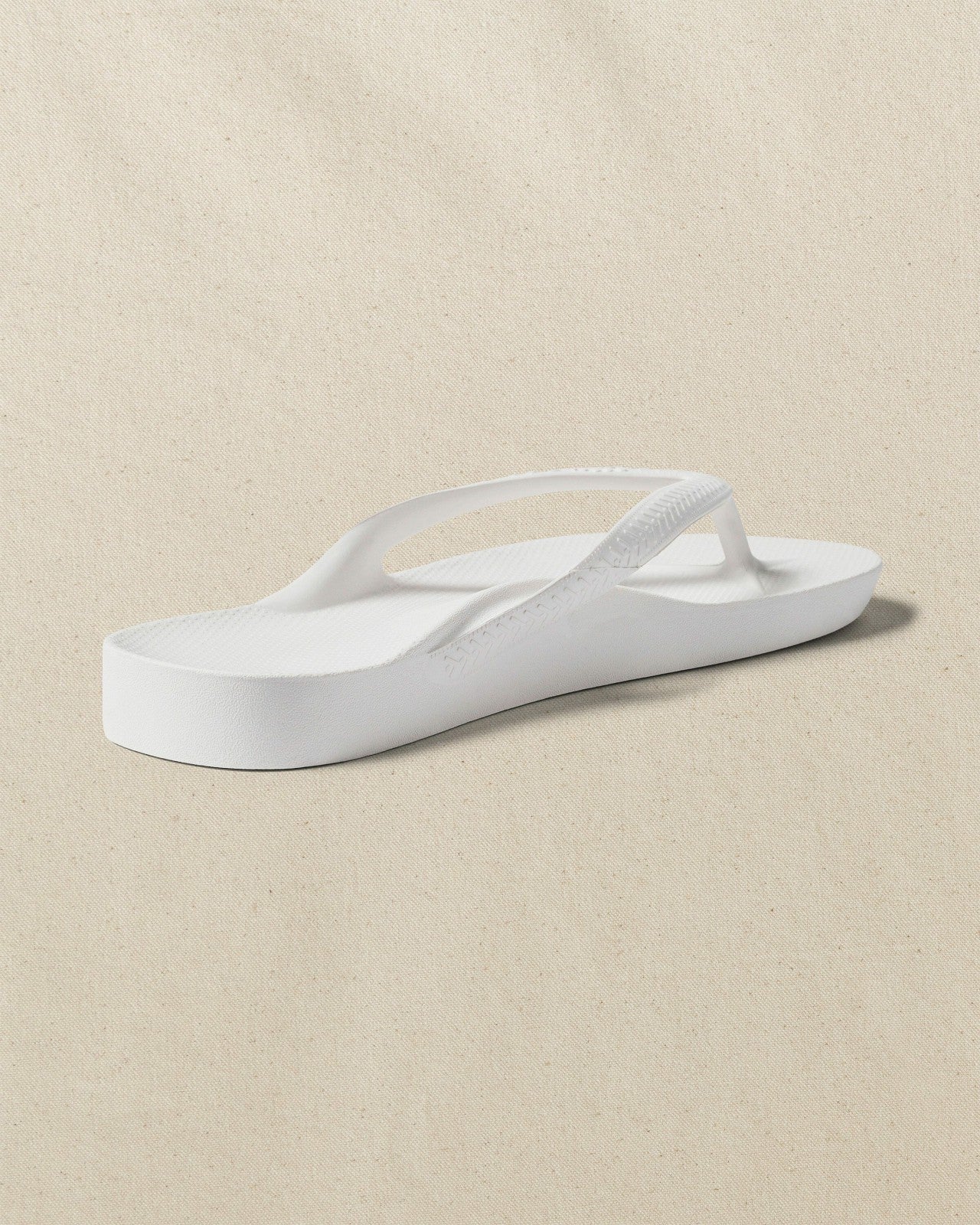 Southern Tide Archies Classic White Arch Support Flip Flop For Men|Women|Home