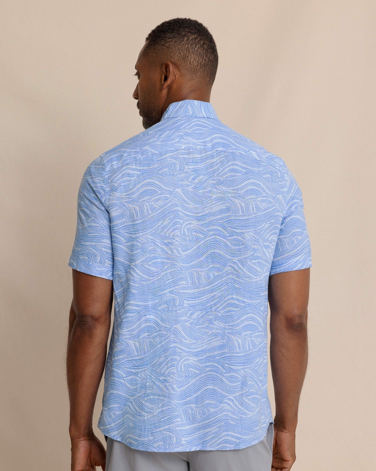 Southern Tide Rolling Waves Short Sleeve Sport Shirt For Men|Sale