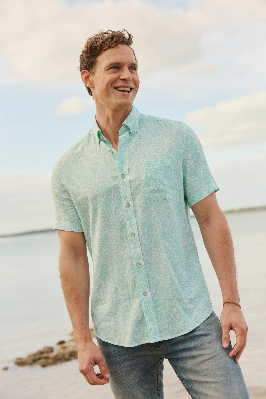 Southern Tide Beach Palms Linen Rayon Short Sleeve Sport Shirt For Men|Sale