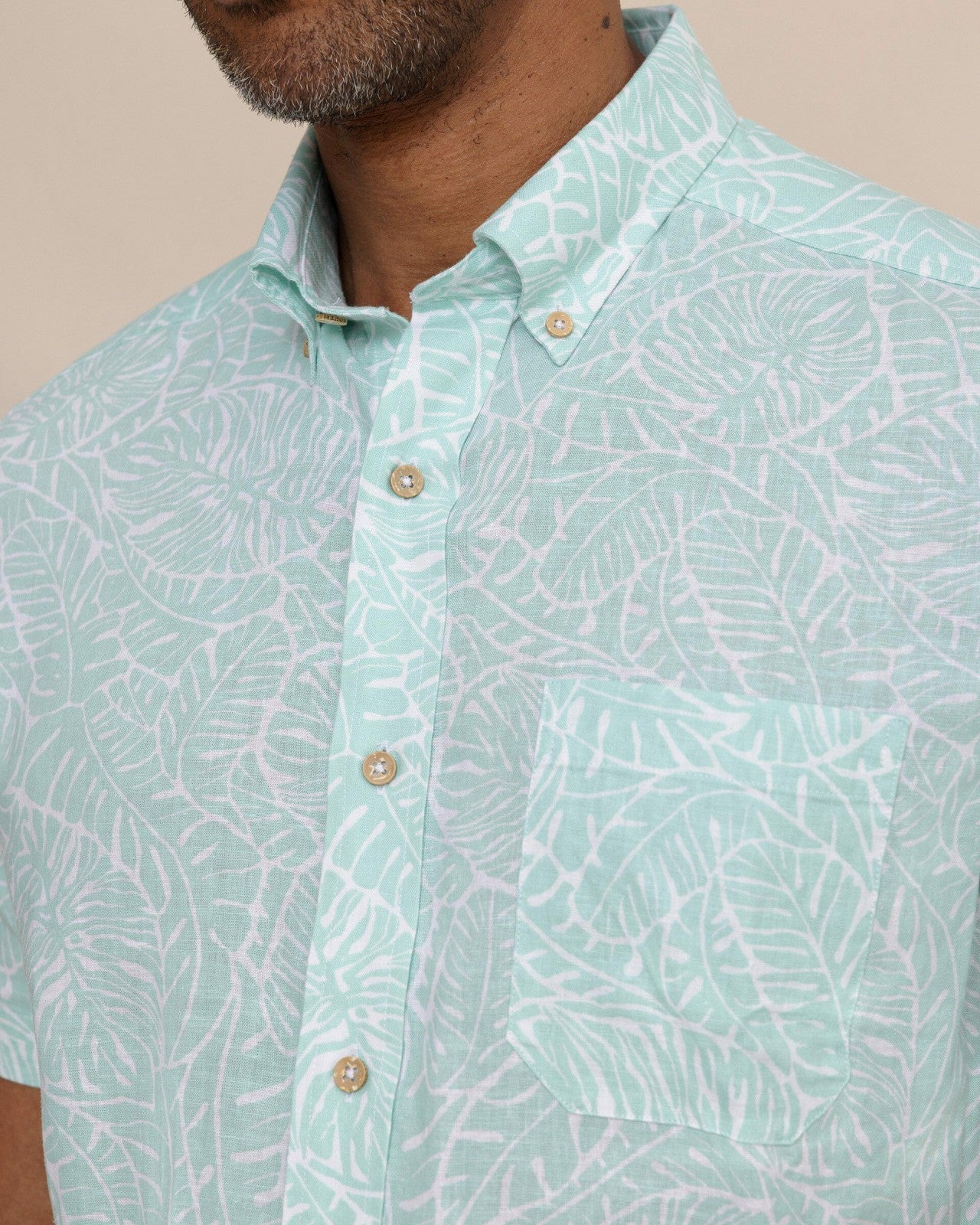 Southern Tide Beach Palms Linen Rayon Short Sleeve Sport Shirt For Men|Sale
