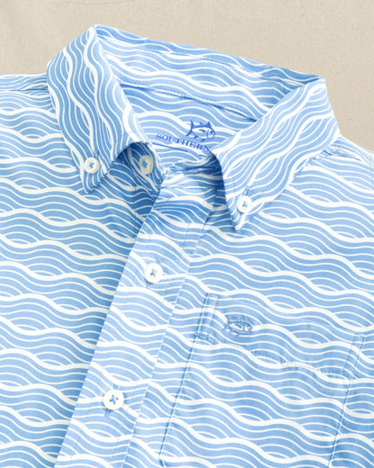 Southern Tide Boys Waves Coastal Breeze® Short Sleeve Sport Shirt For Men|Kids