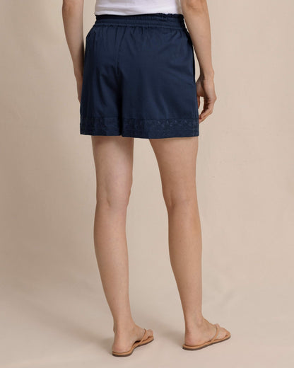 Southern Tide Nance Embroidered Shorts For Women|Sale
