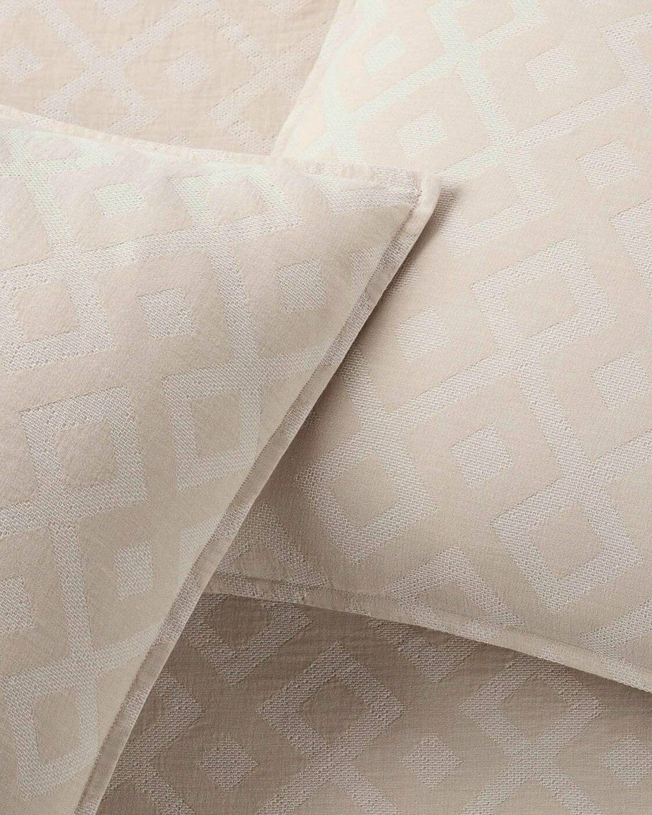 Southern Tide Southern Tide Pawley's Island Tan Comforter Set For Home