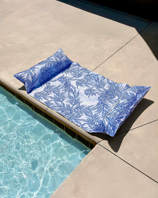 Southern Tide Blue Palms Pool Float For Home