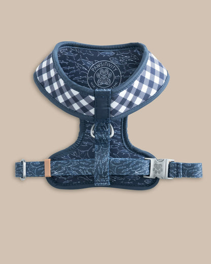 Southern Tide ST x Pawsitivity Schooling Fish Dog Harness For Home