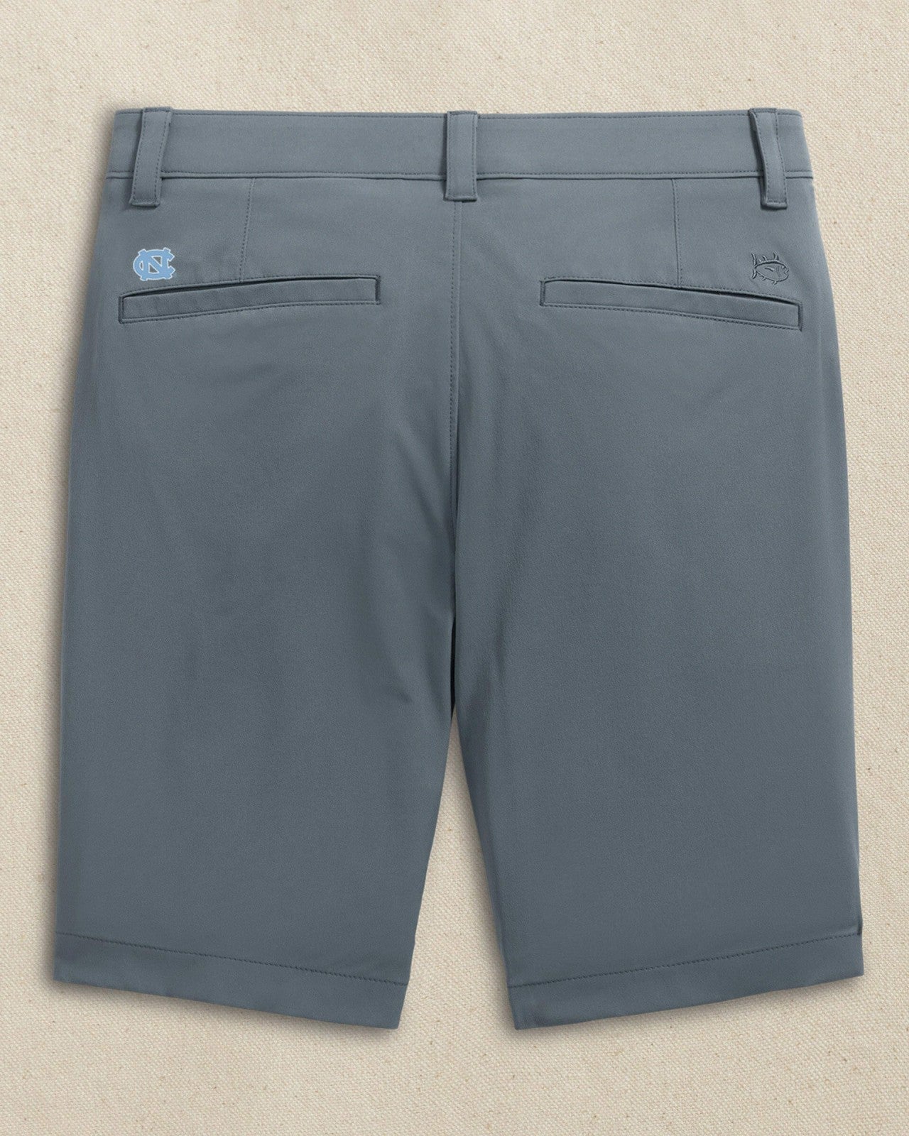 Southern Tide UNC Tar Heels brrr°®-die 8" Performance Short For Collegiate