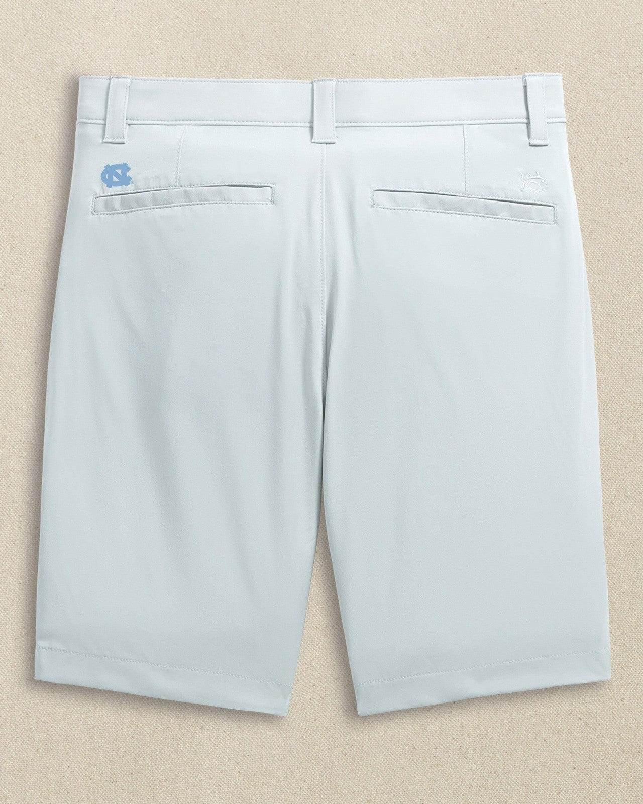 Southern Tide UNC Tar Heels brrr°®-die 8" Performance Short For Collegiate