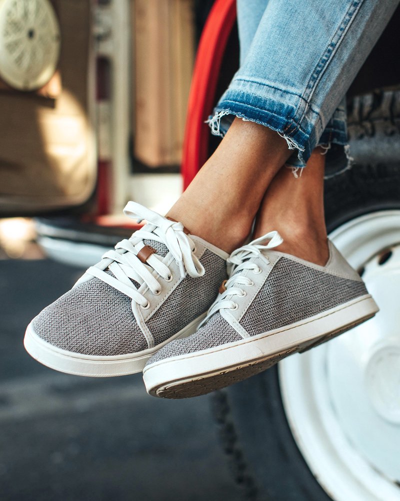 Tommy Bahama | OluKai® Pehuea Lī Sneakers / Tapa