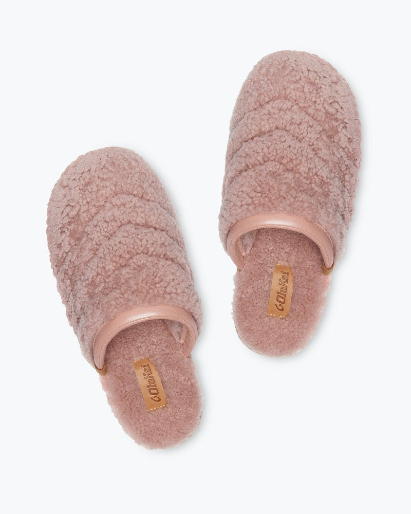 Tommy Bahama | OluKai® Pūpū Mua Fuzzy Slippers / Pink Sea Salt