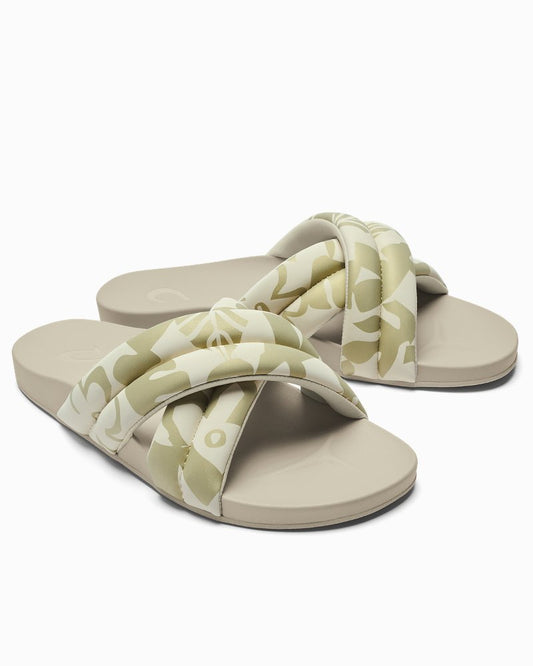 Tommy Bahama | OluKai® Hila Sandals / Bubbly