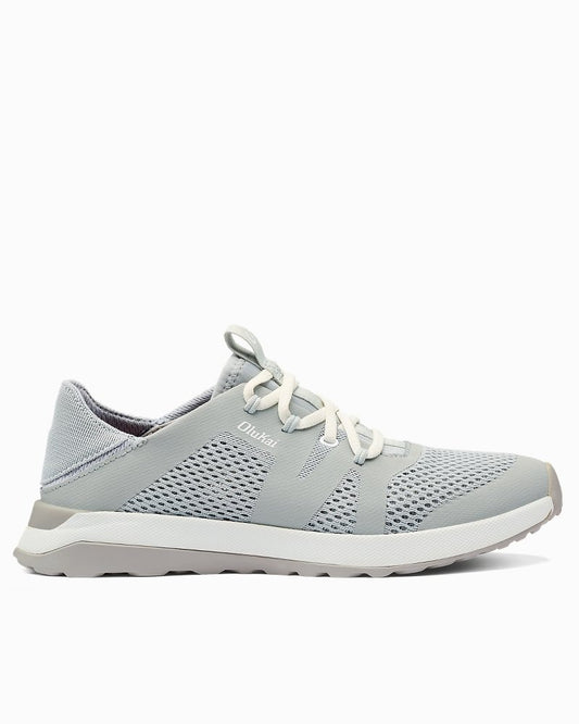 Tommy Bahama | OluKai® Huia Sneakers / Pale Grey
