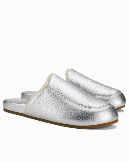 Tommy Bahama | OluKai® Kōnea Slippers / Silver