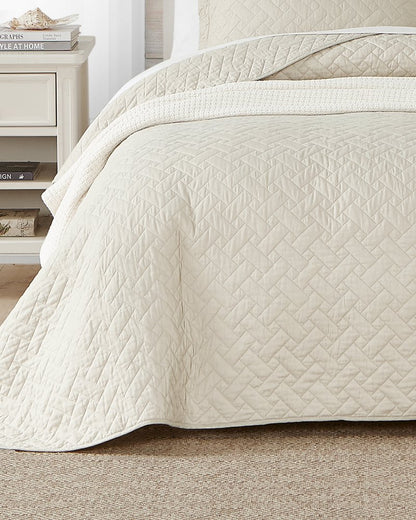 Tommy Bahama | Raffia Solid 2-Piece Twin Quilt Set / Beige