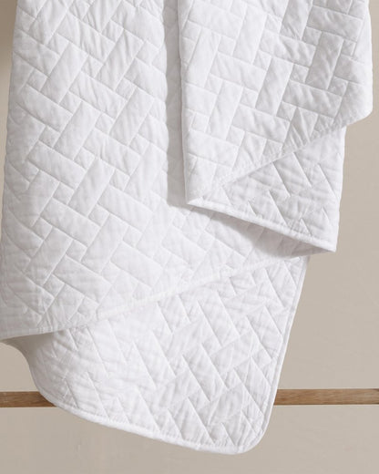 Tommy Bahama | Solid King Quilt/Sham Set / White
