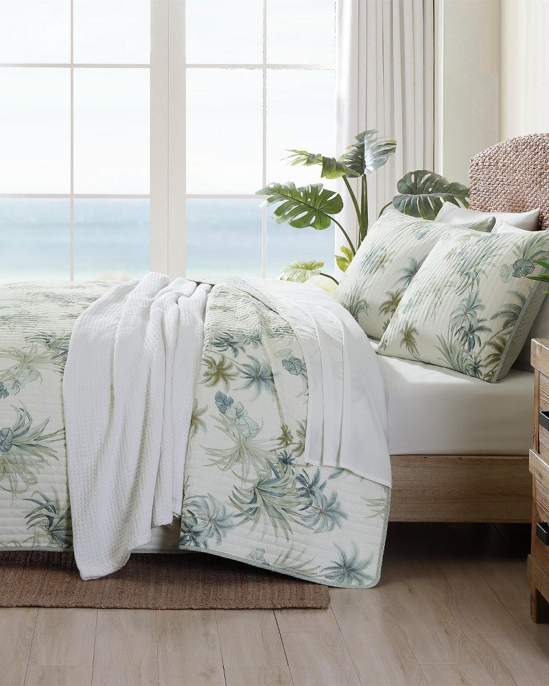 Tommy Bahama | Serenity Palms Twin Quilt / Blue