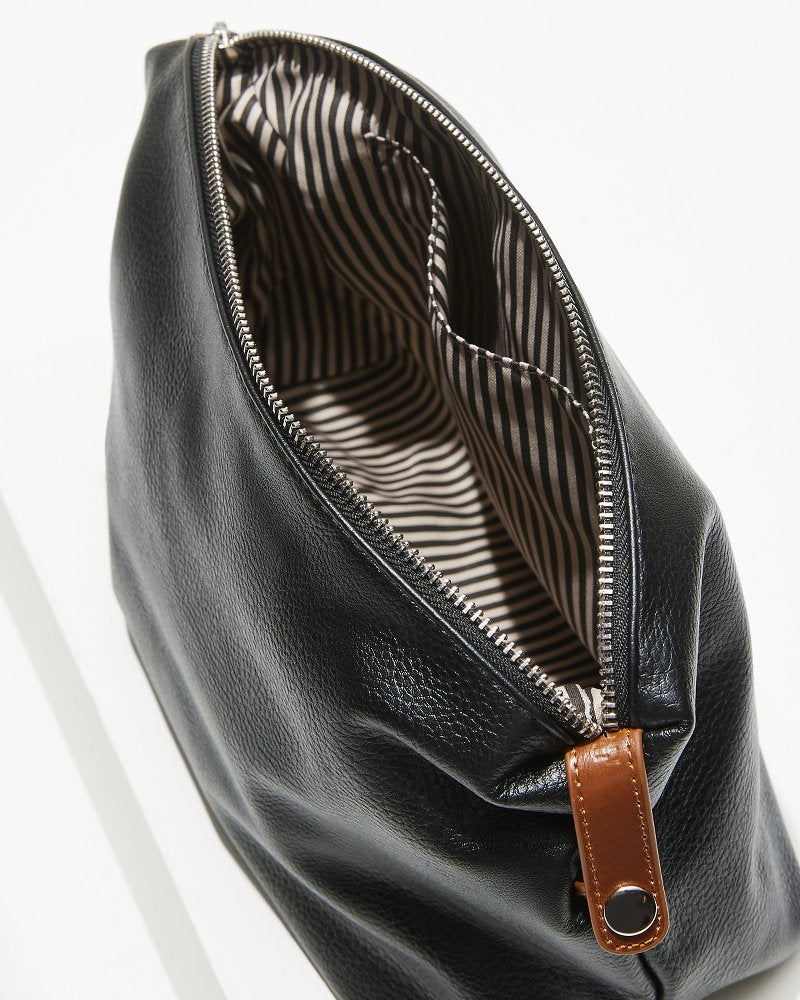 Tommy Bahama | Black Croft Dopp Kit / Black