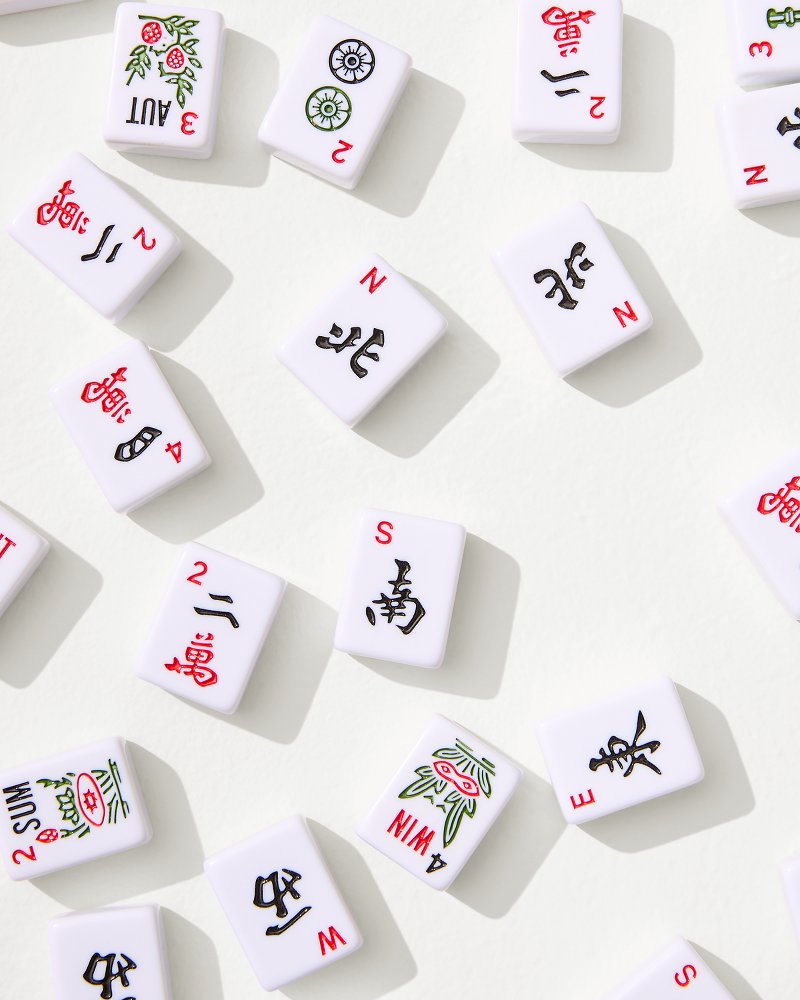 Tommy Bahama | Mahjong Game Set / Blue