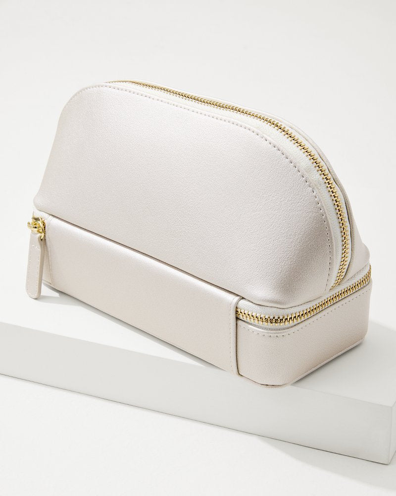 Tommy Bahama | Abby Pearl Pineapple Travel Organizer / Pearl