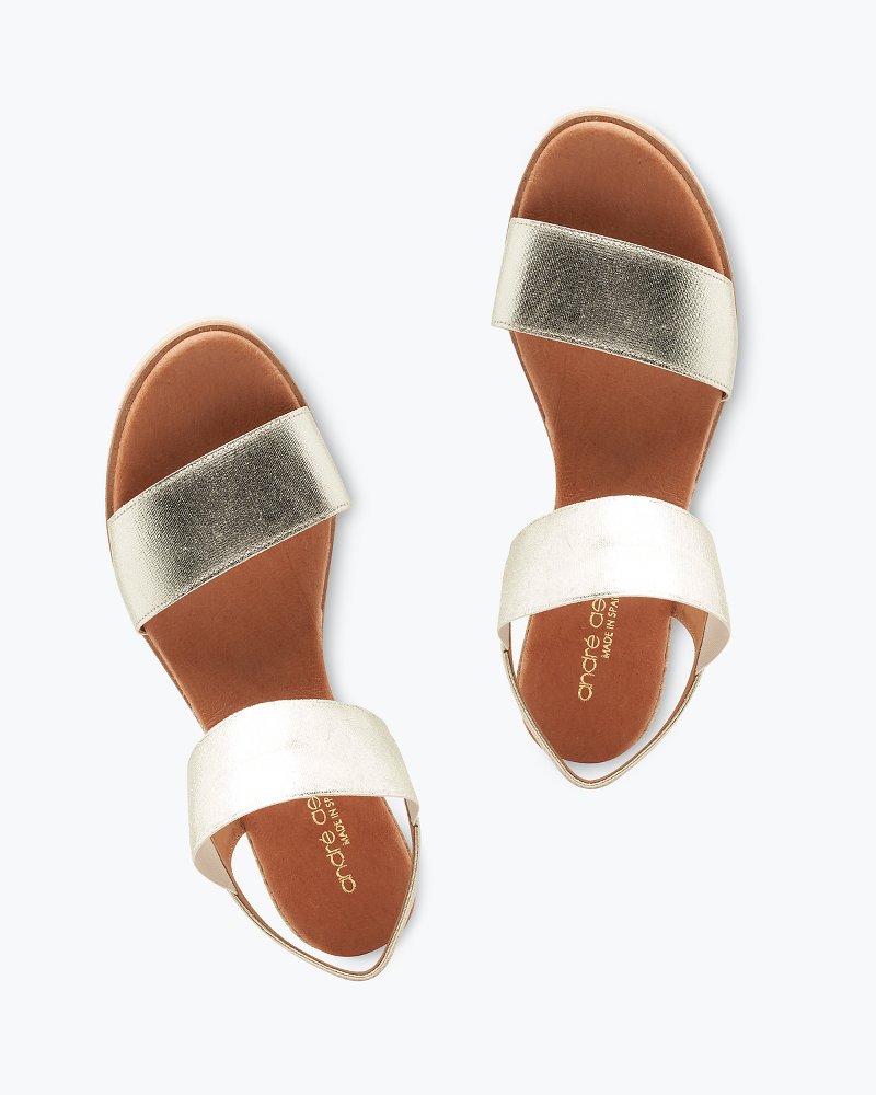 Tommy Bahama | André Assous Neveah Wedge Sandals / Platinum