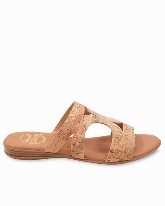 Tommy Bahama | André Assous Nailea Cork Sandals / Natural