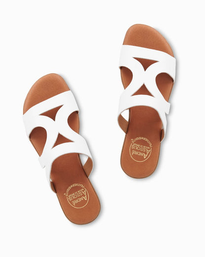 Tommy Bahama | André Assous Nailea Nappa Sandals / White