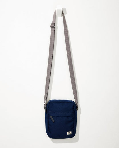 Tommy Bahama | Bond Deep Blue Canvas Crossbody / Deep Blue