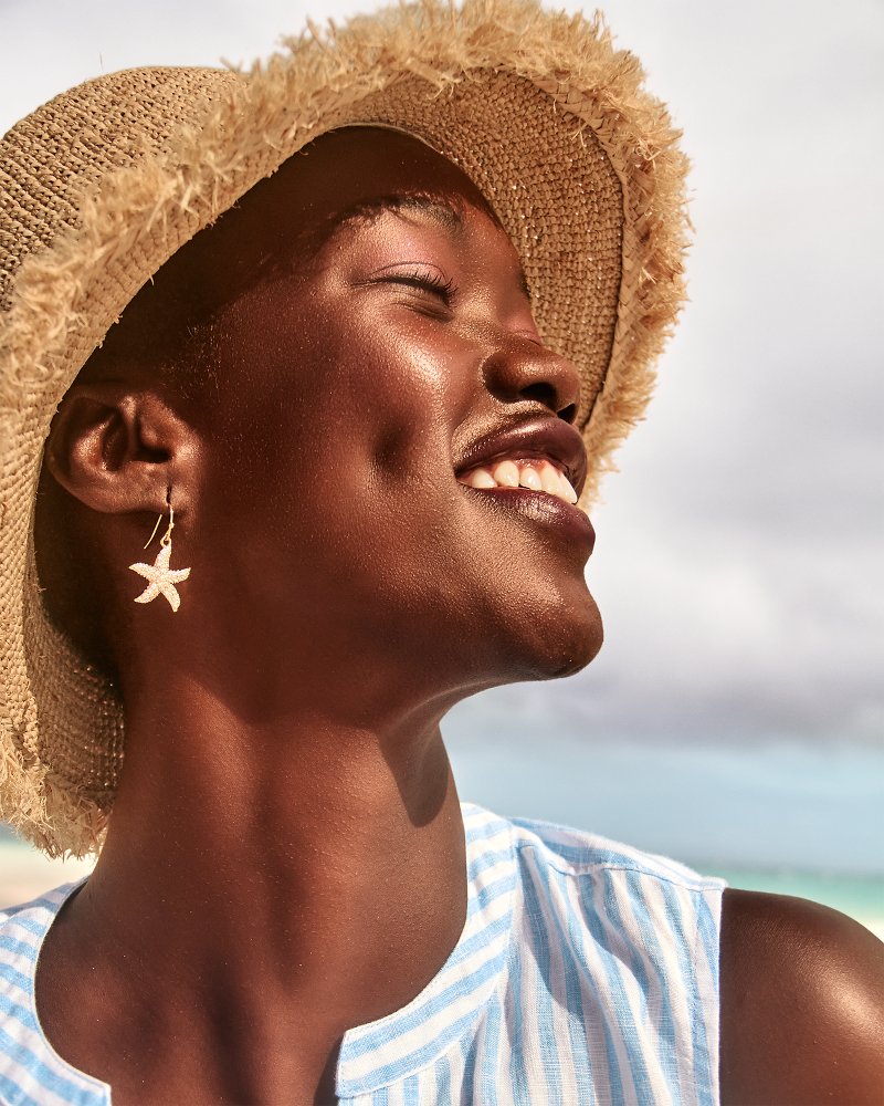 Tommy Bahama | Island Essence Gold Starfish Earrings / Gold