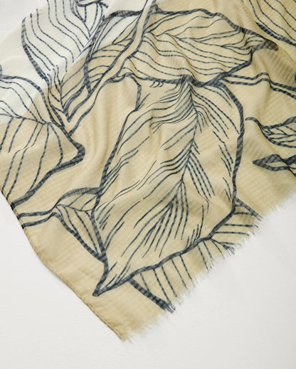 Tommy Bahama | Block Bouquet Wrap Scarf / Camel