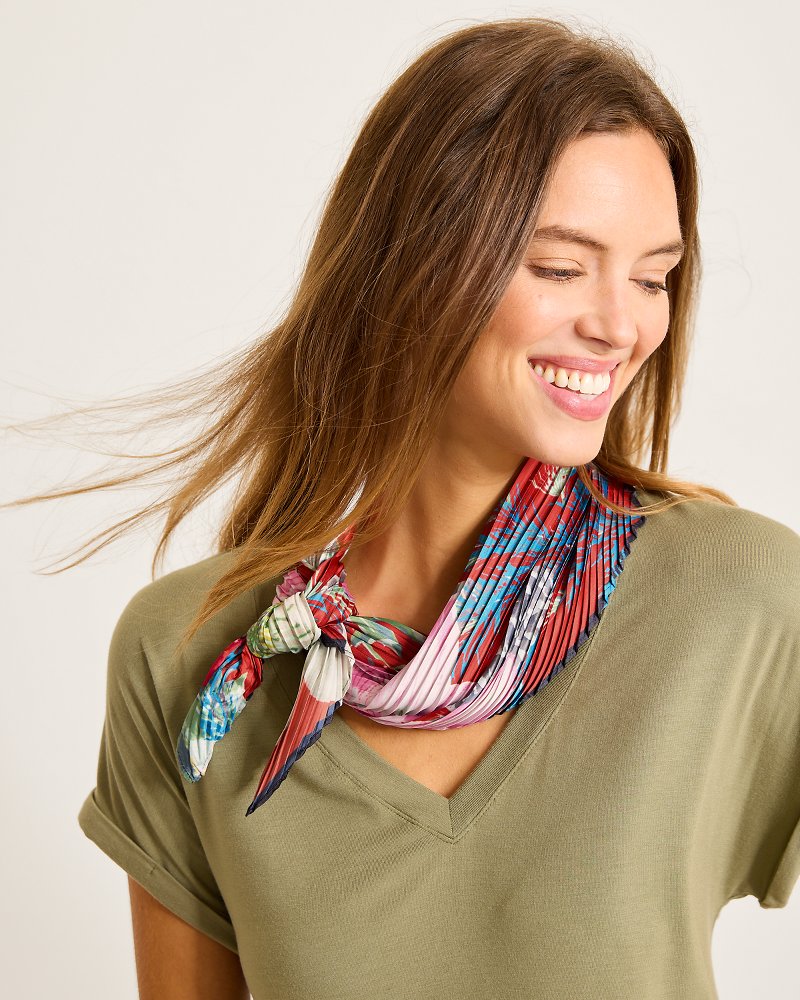 Tommy Bahama | Amaryllis Pleated Diamond Scarf / Cherry