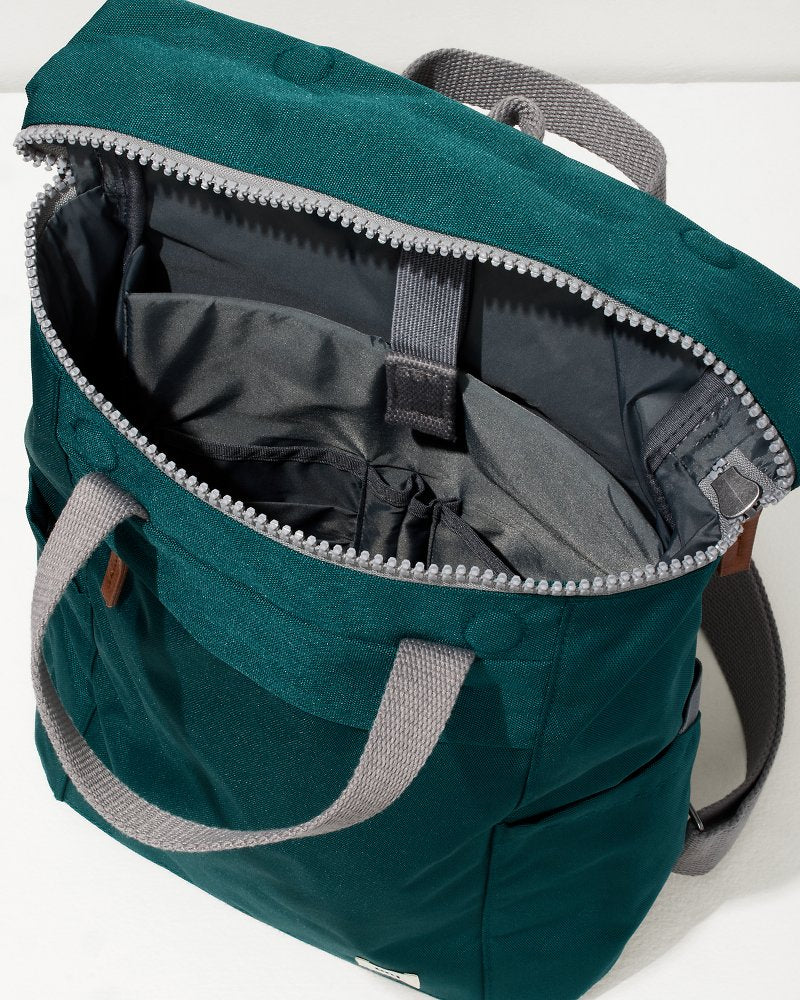 Tommy Bahama | Finchley Teal Backpack / Teal