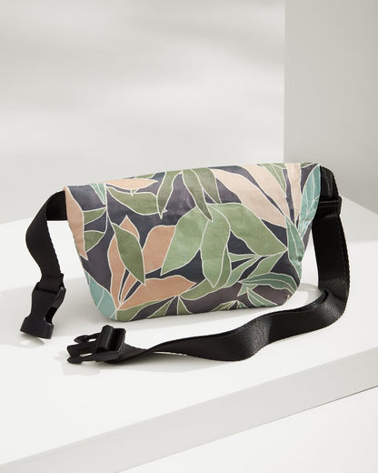 Tommy Bahama | Aloha Collection Cusco Mini Hip Pack / Cusco