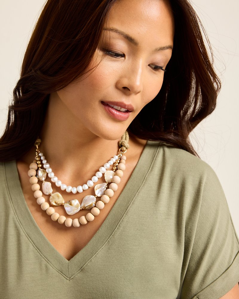 Tommy Bahama | Indigo Shore Mother of Pearl Shell Statement Necklace / Gold
