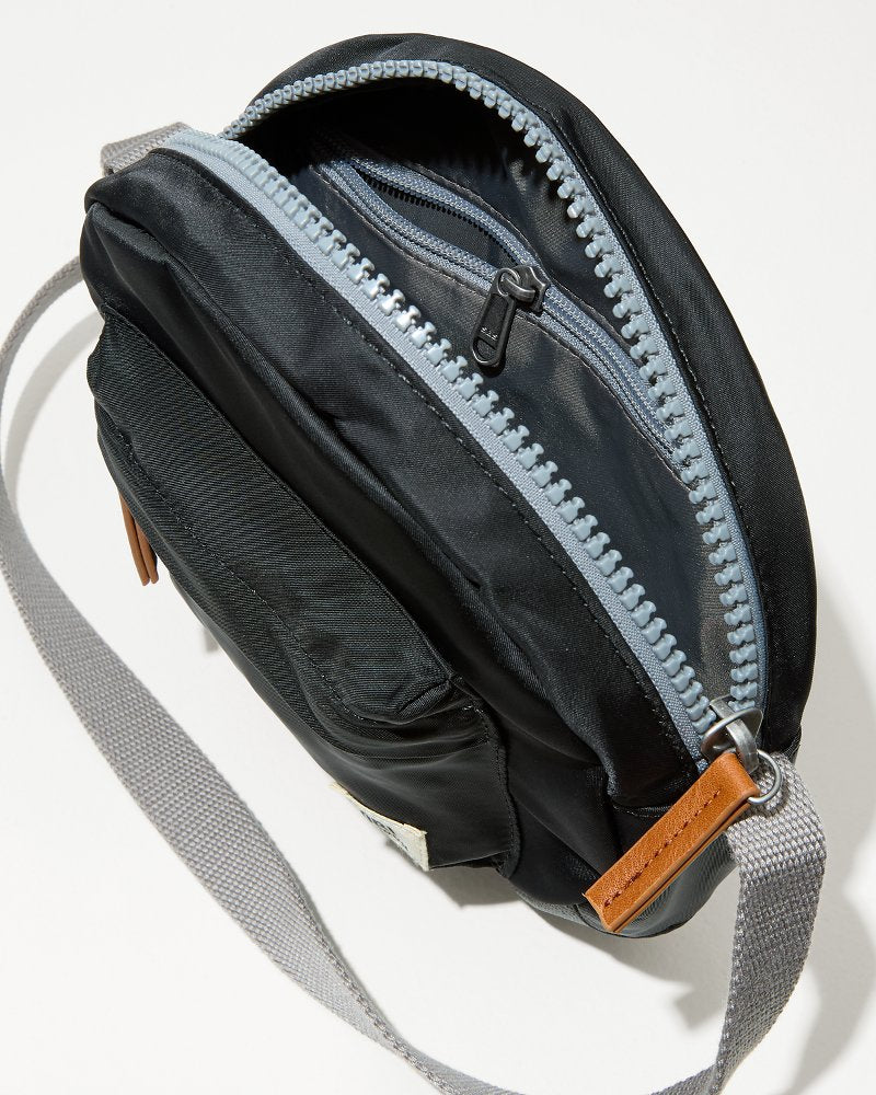 Tommy Bahama | Paddington Black Crossbody Bag / Black